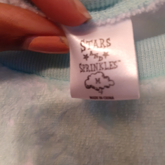 Stars and Sprinkles Lt green long sleeved unicorn top - Picture 3 of 4